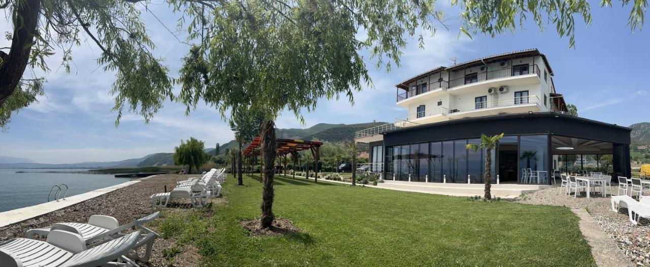 Hotel Victoria Pogradec Exterior photo